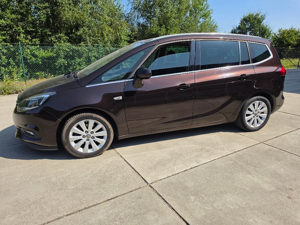 Opel Zafira 1.4i 7 Persoons Facelift Airco, Navi + Garantie, Auto's, Parkeersensor, Monovolume, Bruin, 7 zetels