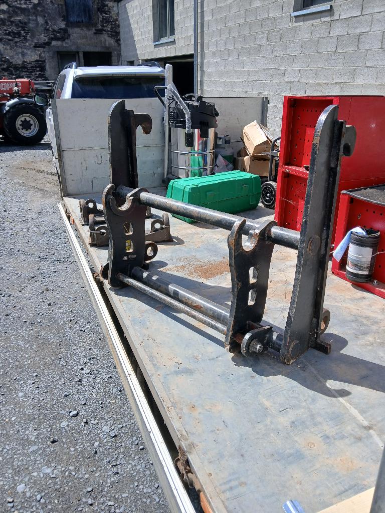 Interface jcb manitou, Articles professionnels, Enlèvement, Agricole
