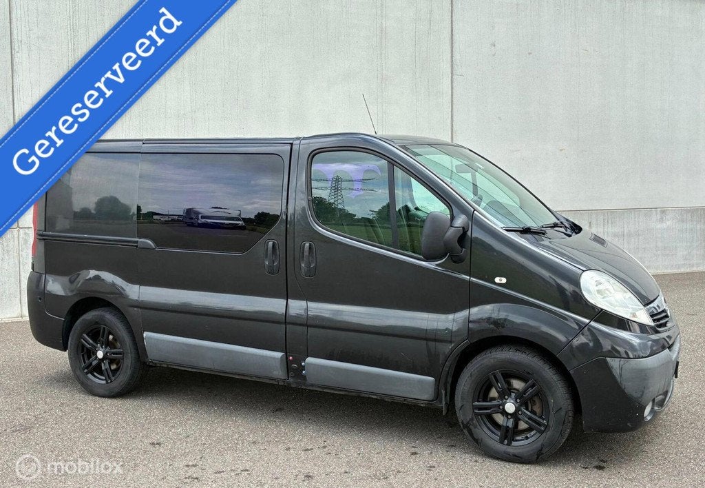 Opel Vivaro 2.5 CDTI L1H1 DC AIRCO € 1999,- +21% BTW / TAX, Auto's, Cruise Control, Stof, Gebruikt, 145 pk
