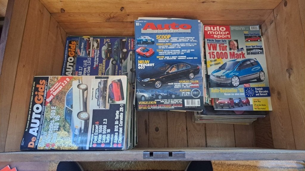+/- 120 magazines voitures anciennes gratuitement 4 juillet, Général, Diverse auteurs, Comme neuf, Enlèvement