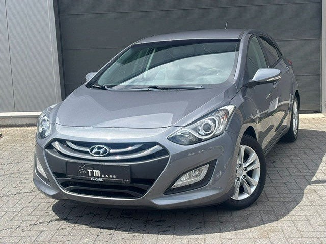 Hyundai I30 benzine 92.000km, Auto's, Voorwielaandrijving, Euro 5, Stof, Zwart