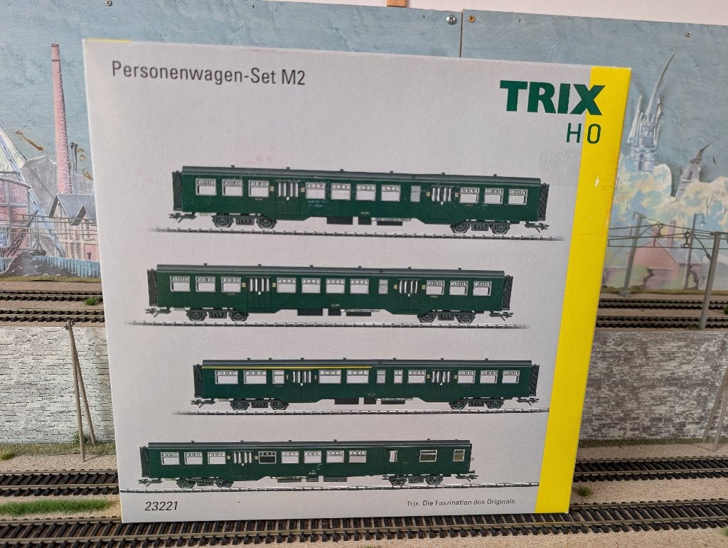NMBS SNCB | Trix 23221 | 4 Delig M2 Groene Set | LED Licht, Treinset, Gelijkstroom, Trix, Nieuw