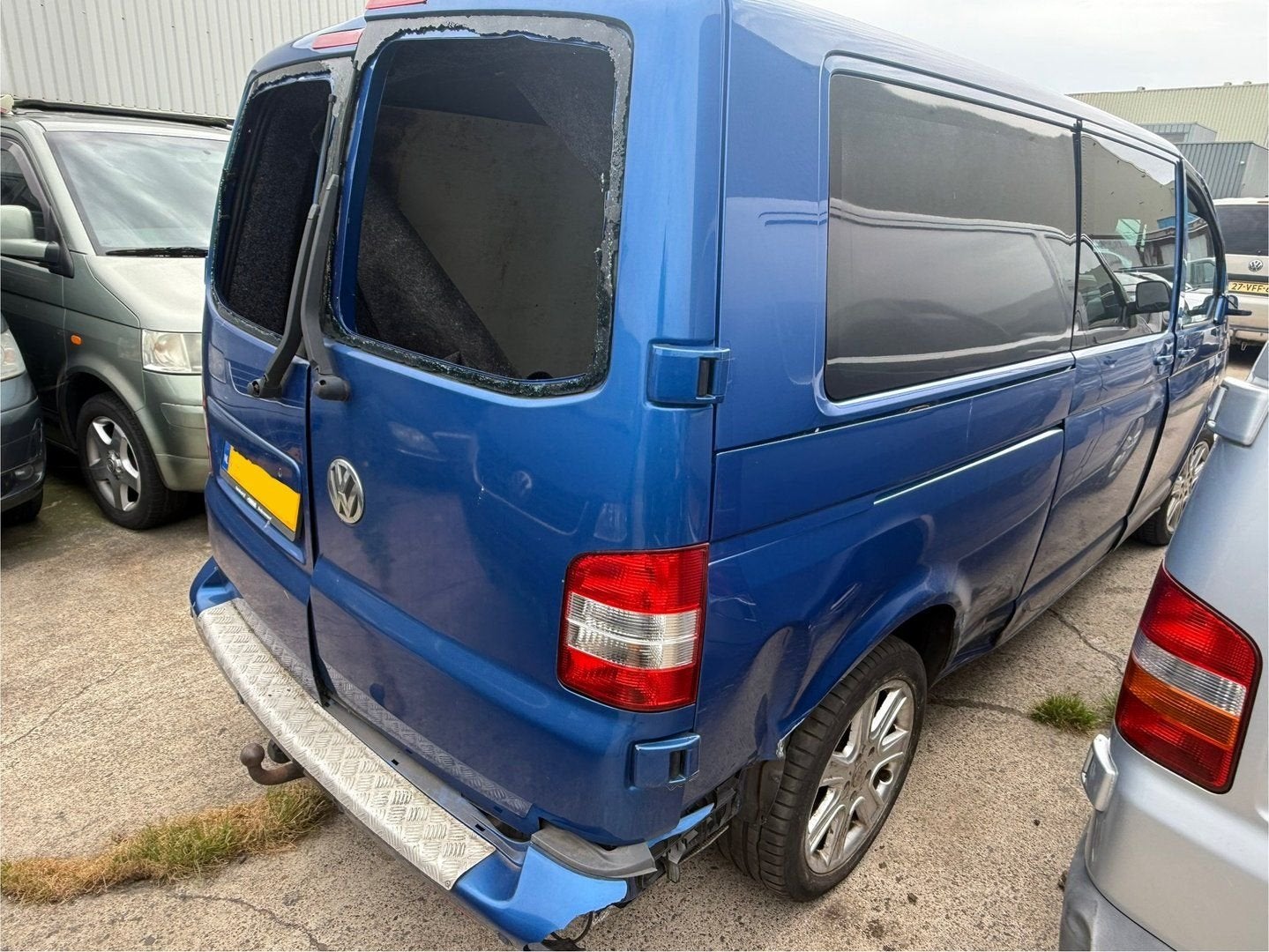 Volkswagen T5 achterdeur Rechts LA5W, Arrière, Volkswagen, -, Origine de la pièce connue