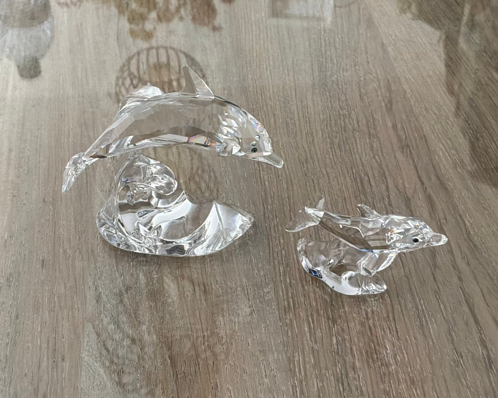 Mère dauphin Swarovski sur rocher + enfant, Enlèvement ou Envoi, Comme neuf
