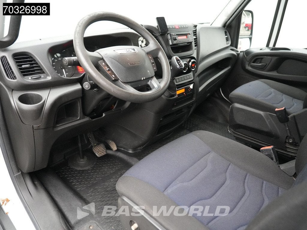 Iveco Daily 50C18 3.0L Automaat Dubbel Cabine Open Laadbak 3, Automaat, Stof, Gebruikt, Euro 6