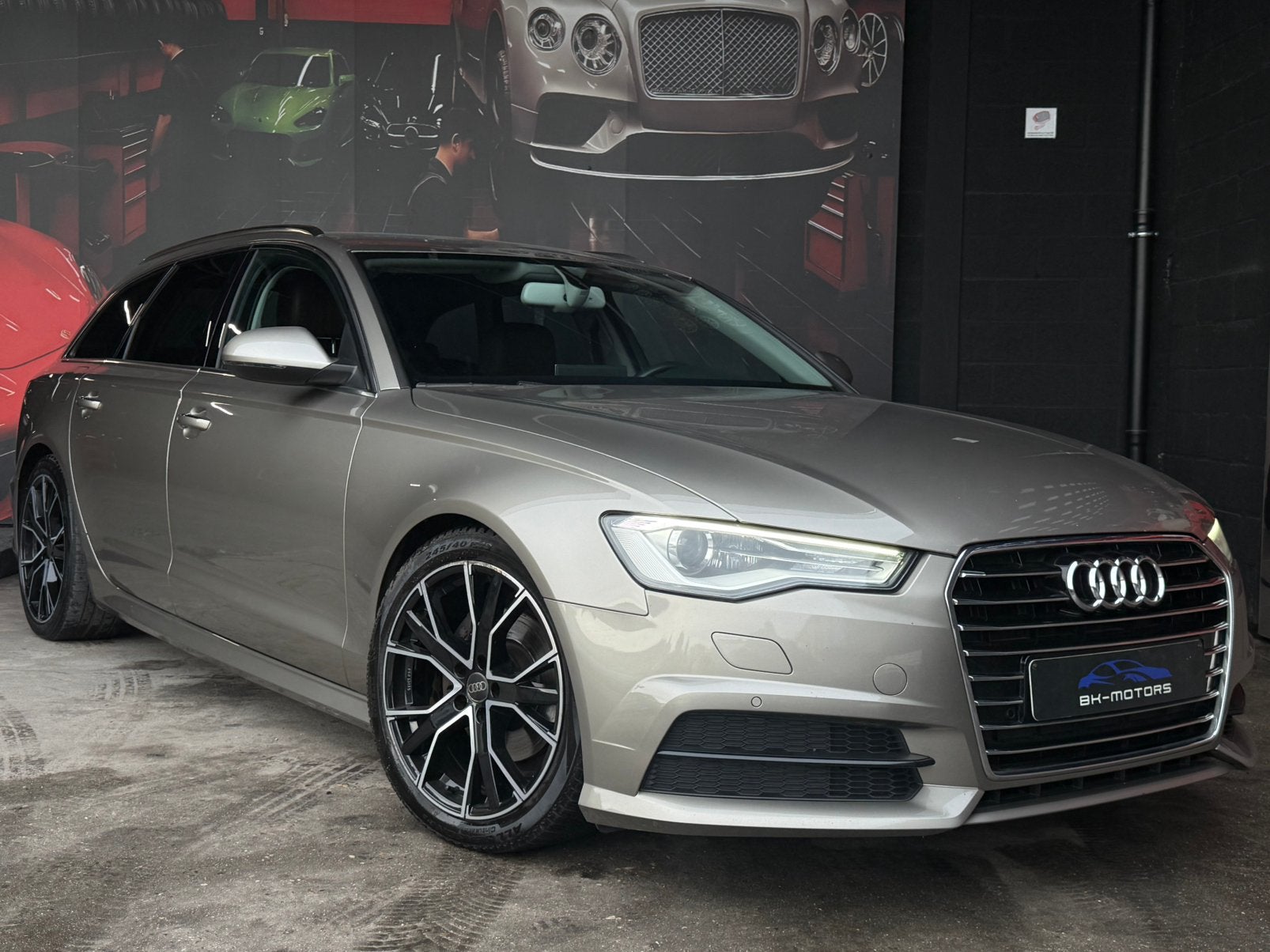 Audi A6 Avant Ultra 2.0 TDI Sport Edition S tronic, Auto's, Automaat, Parkeerassistent, 5 deurs, Onderhoudsboekje