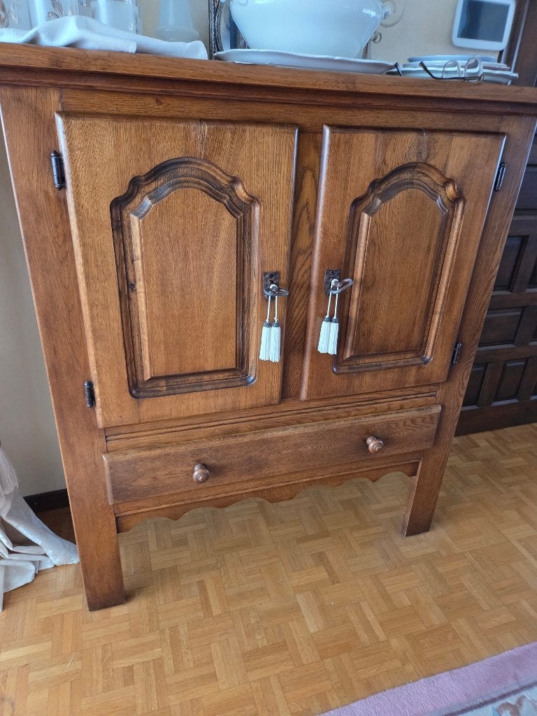 eiken dressoir kast, Enlèvement, Comme neuf, Chêne, Avec tablette(s)