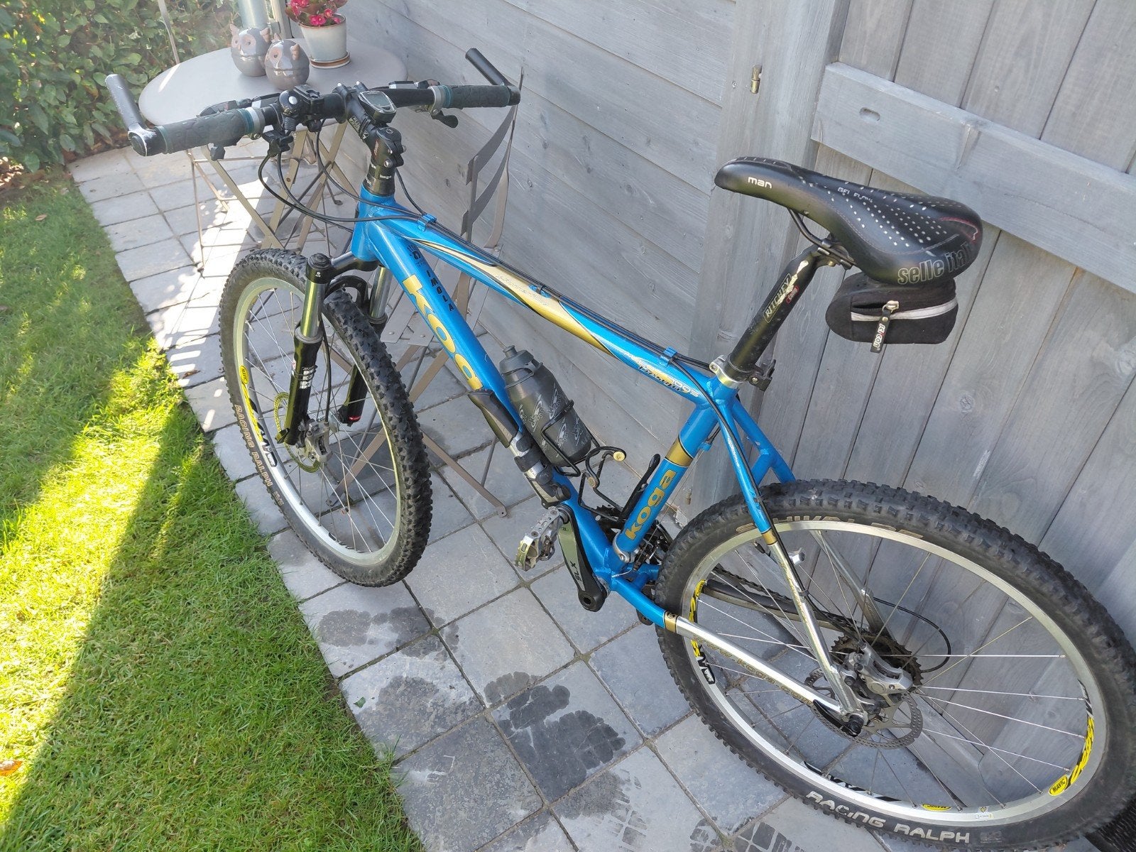 Mountainbike koga alles erbij van nieuwe kledij, Enlèvement