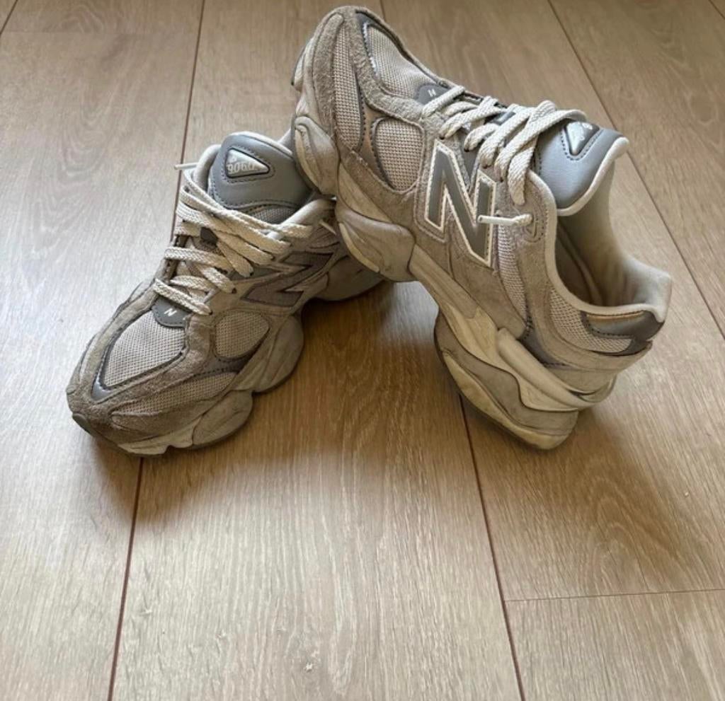 New balance 9060, Ophalen of Verzenden, Gedragen