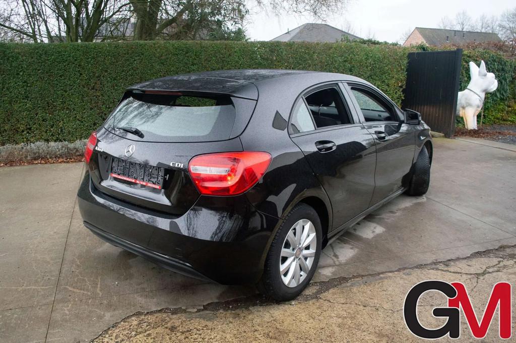 Mercedes-Benz A-CLASS 160 A 160 d 7G-DCT (bj 2015), Auto's, Automaat, Stof, Gebruikt, Euro 6