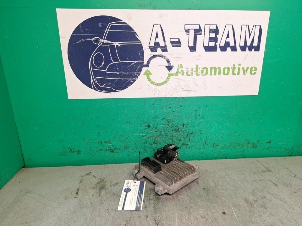 CALCULATEUR MOTEUR ECU Opel Corsa D (01-2006/12-2014), Utilisé, Opel