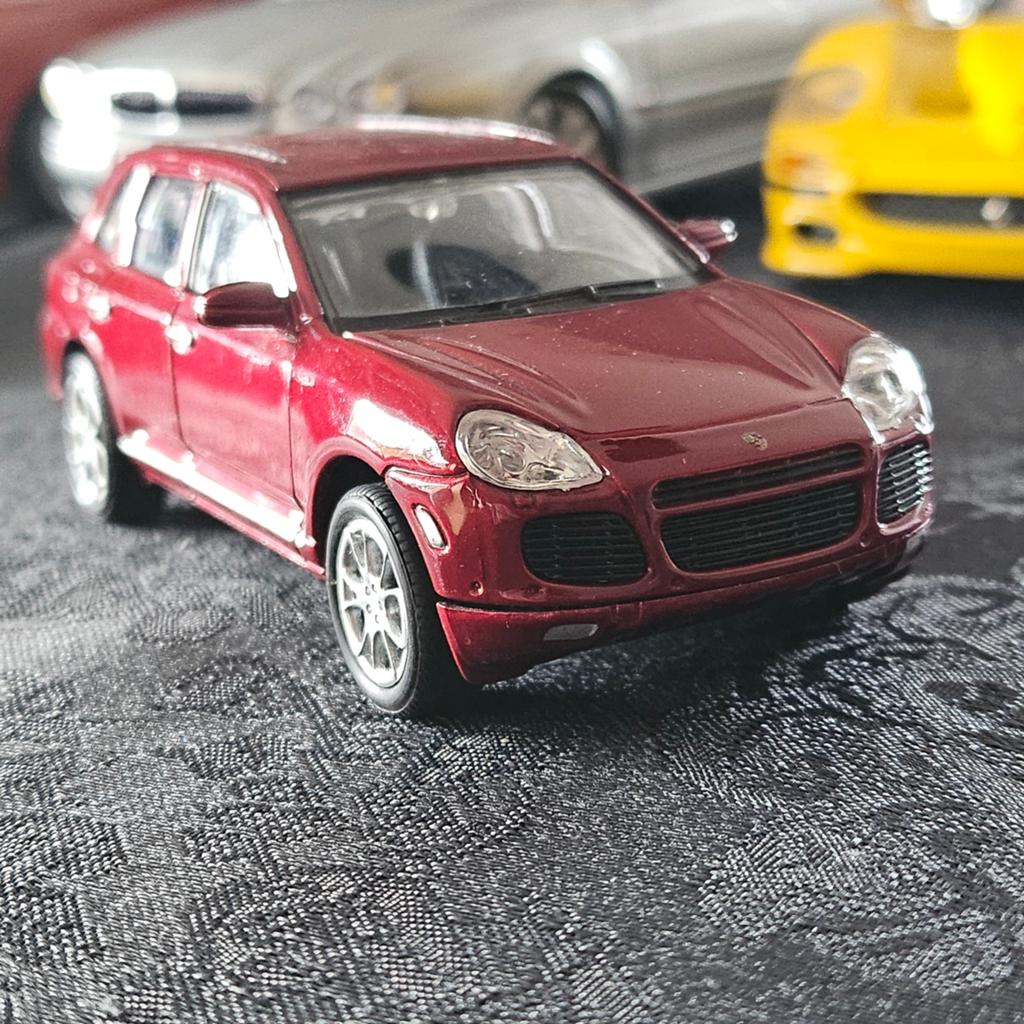 Porsche Cayenne Turbo - Welly, Enlèvement, Voiture