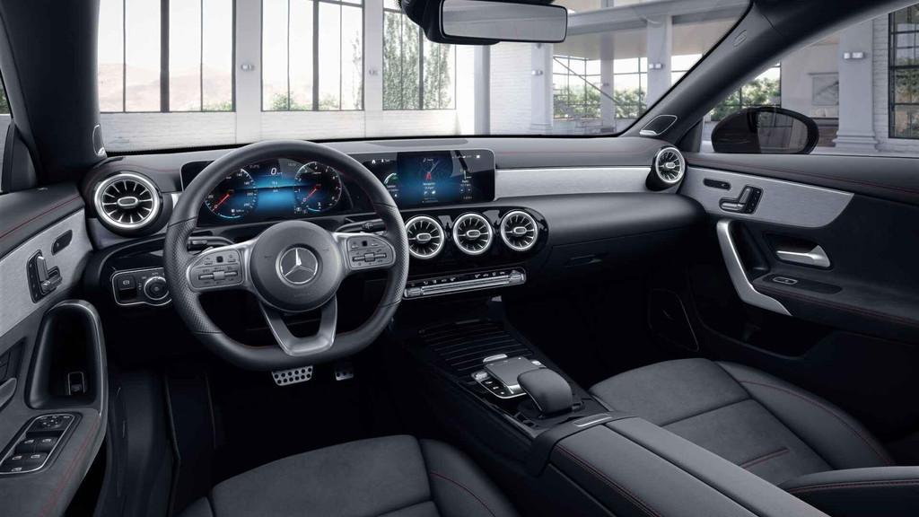 Mercedes-Benz CLA Shooting Brake CLA 200 AMG Line Night Pack, Autos, CLA, Entreprise, 1300 cm³, 1600 kg