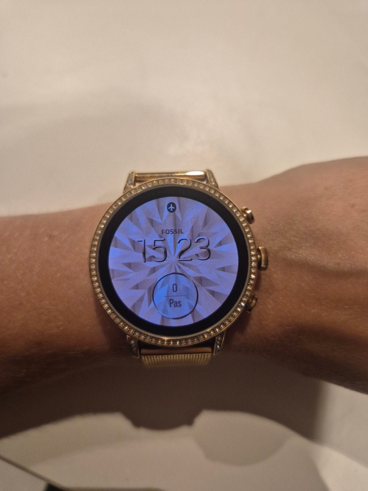 Montre Fossil Smartwatch, Bijoux, Sacs & Beauté, Montres | Femmes, Fossil, Comme neuf, Or, Enlèvement