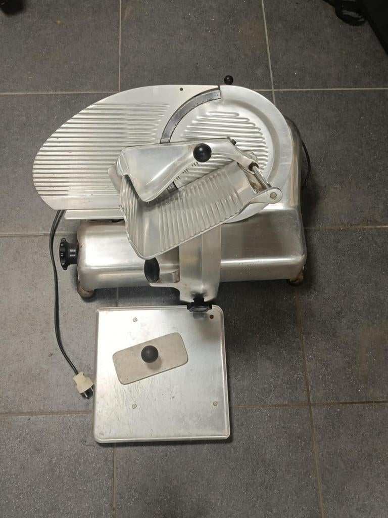 Vleessnijmachine Scharfen, Ophalen, Gebruikt