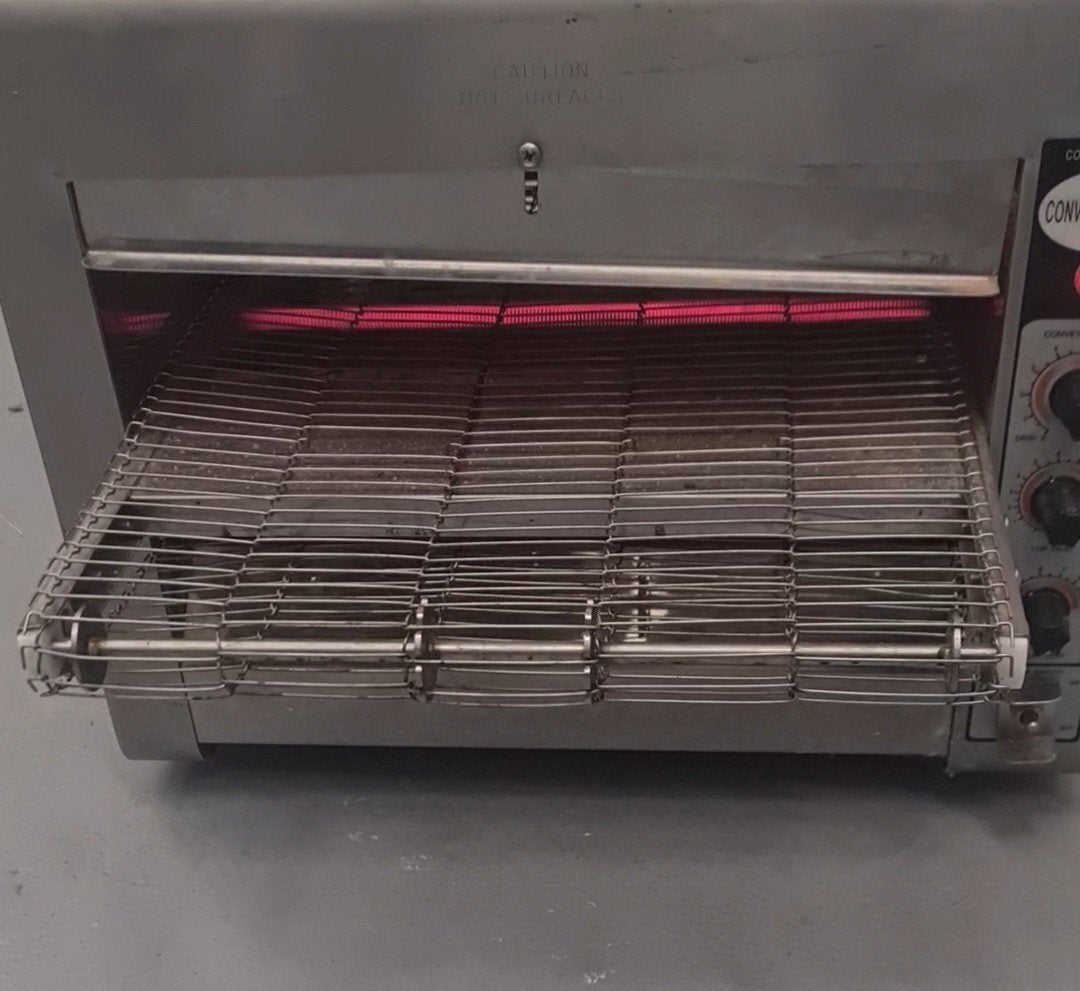 Four professionnel à convoyeur – CONVEYOR BAKER PCSS-5600 W, Electroménager, Enlèvement, Four professionnel