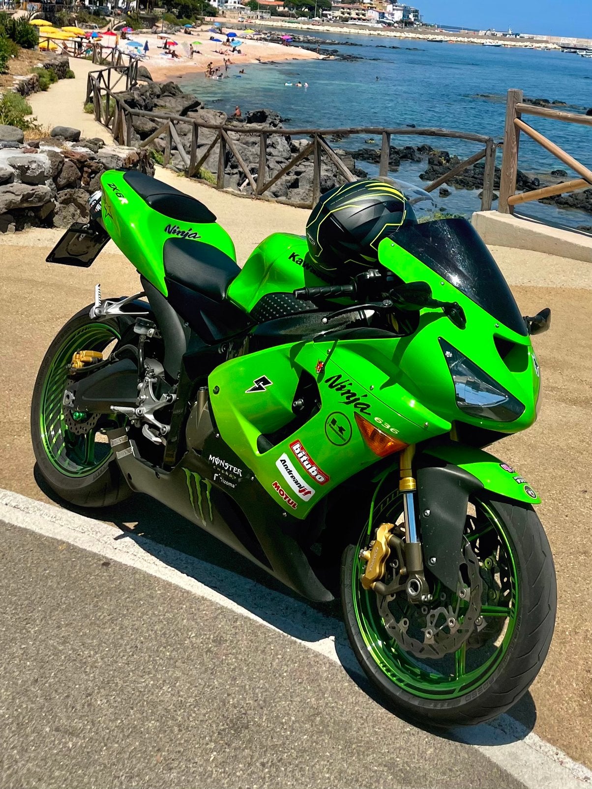 Kawasaki Ninja ZX-6R 636 06 papier A2, plaat IT-papier ok, LED Verlichting, 636 cc, Occasion, 4 cilinders