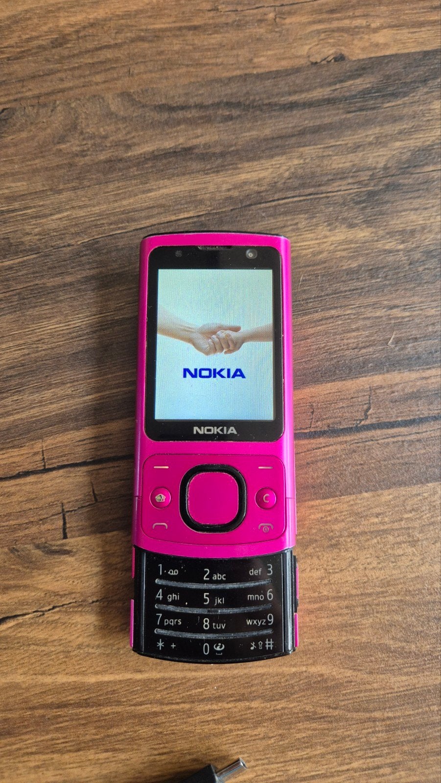 Nokia 6600 Slide Rose Fushia - PARFAIT ÉTAT DE MARCHE, Télécoms, Téléphonie mobile | Nokia, Enlèvement ou Envoi, Rose, À clapet