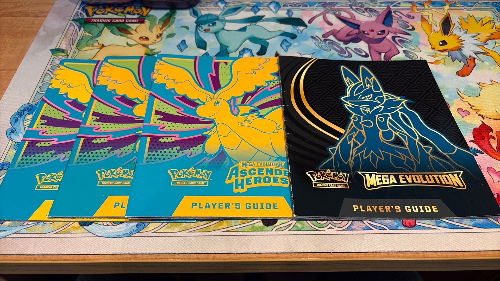 ETB pokemon Player’s guides, Ophalen of Verzenden, Zo goed als nieuw