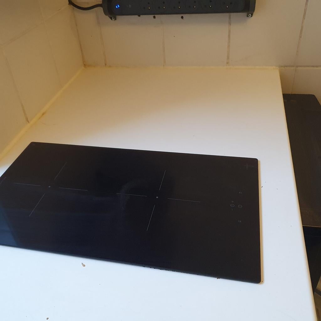 Plaques de cuisson VALBILDAD IKEA  à induction, Electroménager, Enlèvement, Induction
