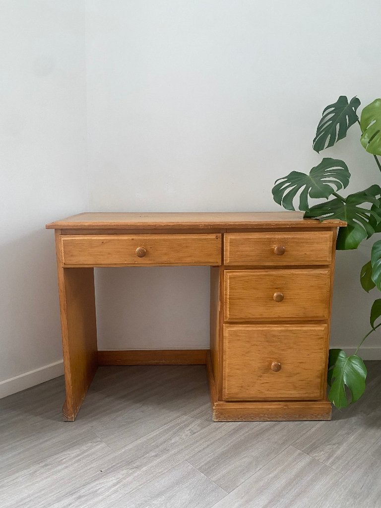 Bureau te koop/desk for sale, Maison & Meubles, Bureaux, Autres marques, Bureau d'ordinateur, 50 cm, Vintage