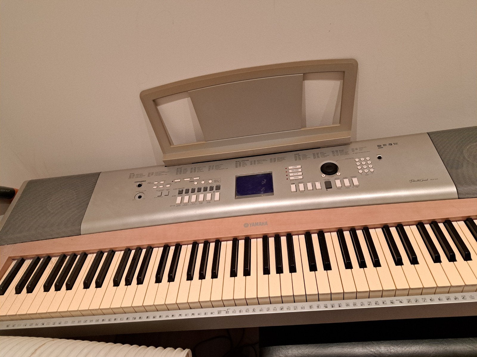 digitale piano,  yamaha grand portable dgx 620, Muziek en Instrumenten, Ophalen, Gebruikt, Yamaha