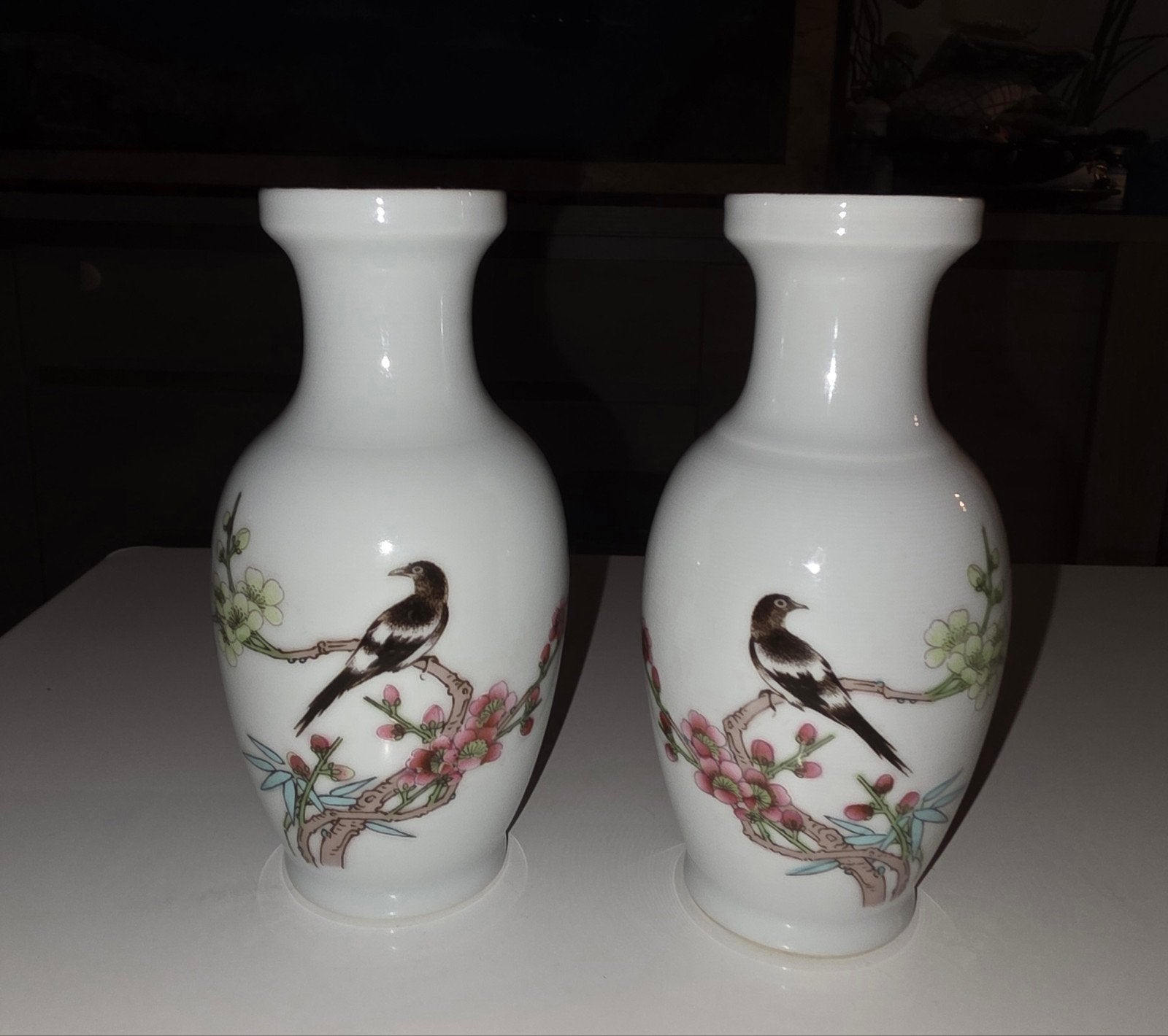 Vases décoratifs chinois, Enlèvement
