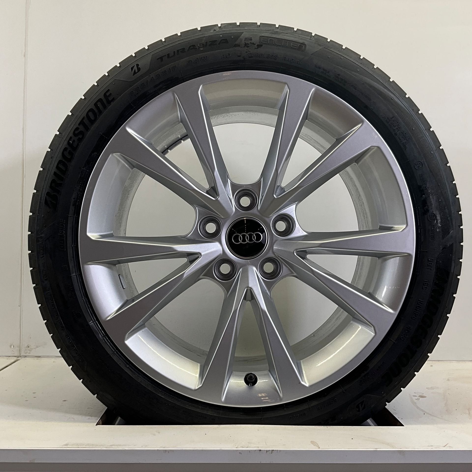 AUDI A3 SET VELGEN + ZOMERBANDEN 17 INCH, Auto-onderdelen, Banden en Velgen, Gebruikt, -, -, Banden en Velgen