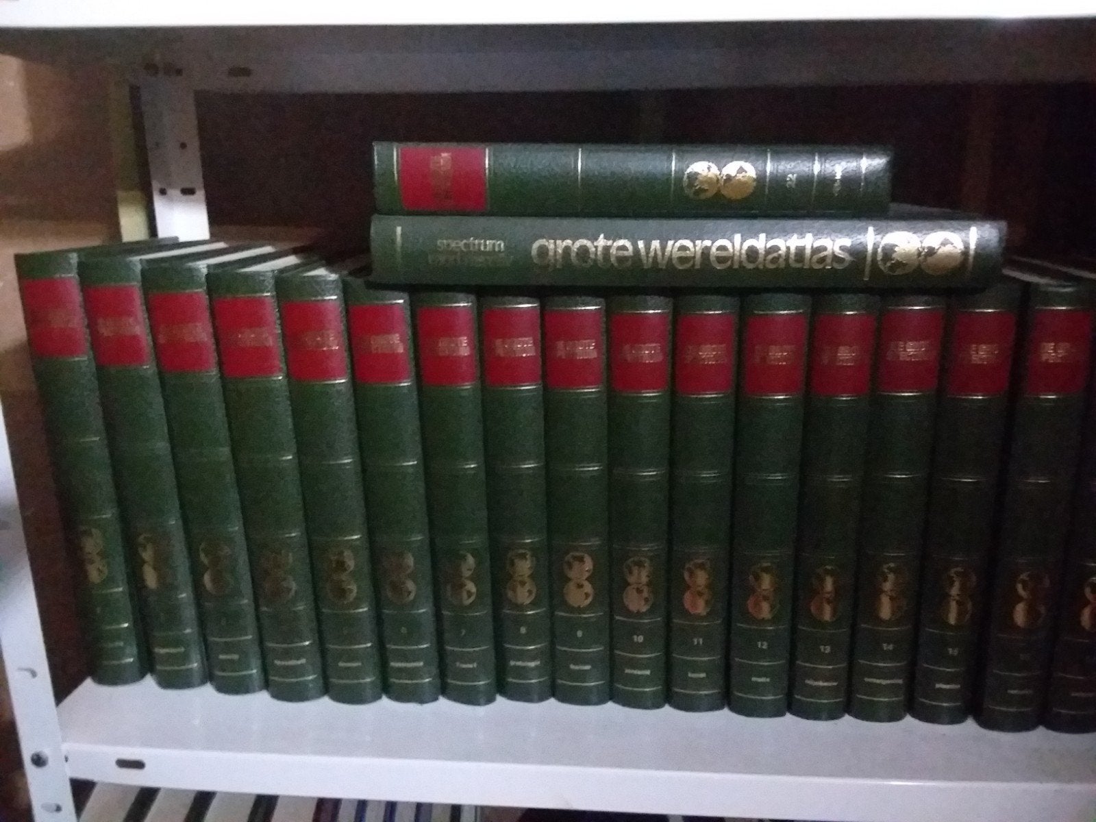 spectrum encyclopedie, Livres, Encyclopédies, Enlèvement, Comme neuf