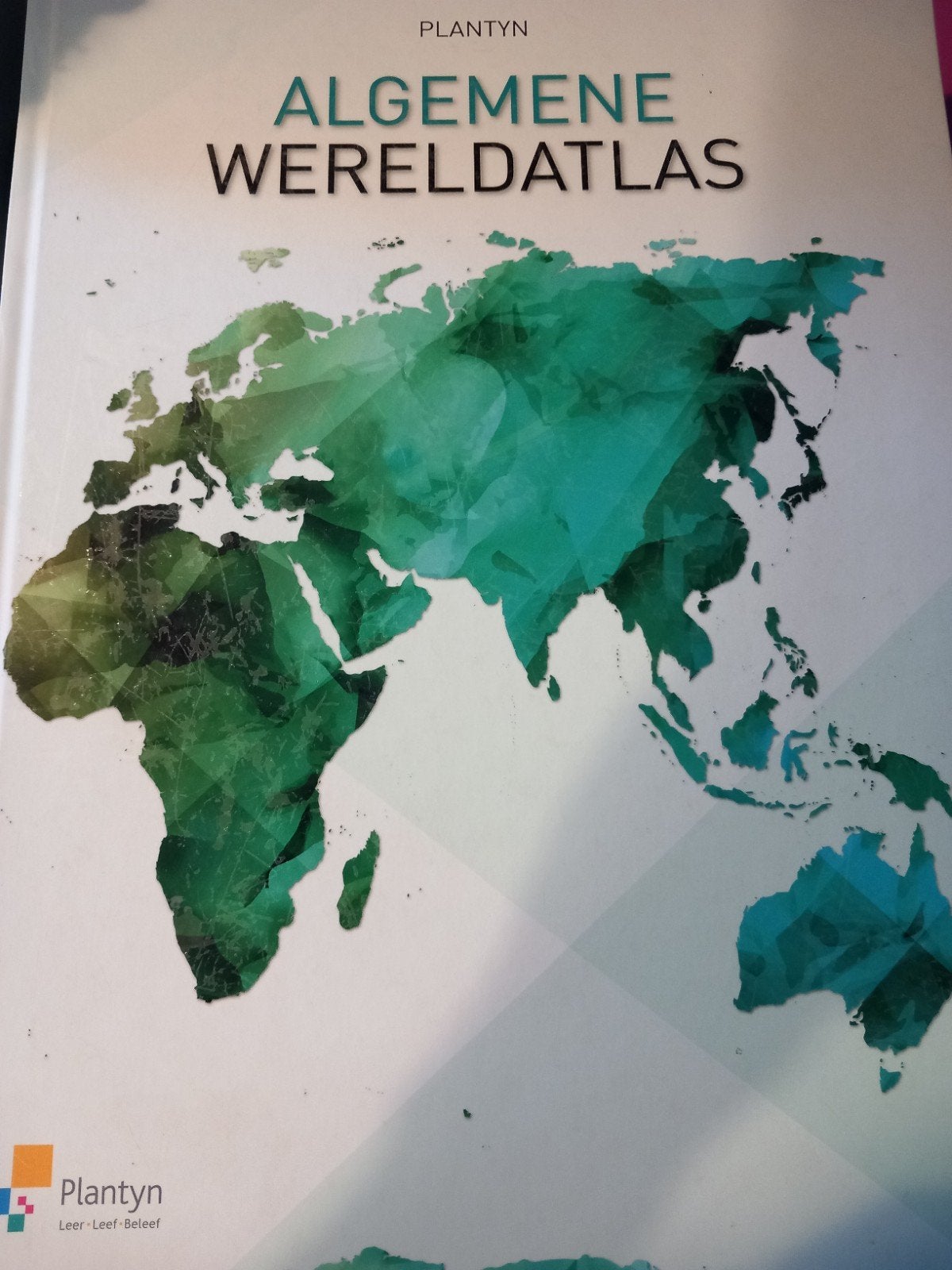 Plantyn Algemene Wereldatlas editie 2012, Enlèvement, Dirk Vanderhallen Etienne Van Hecke