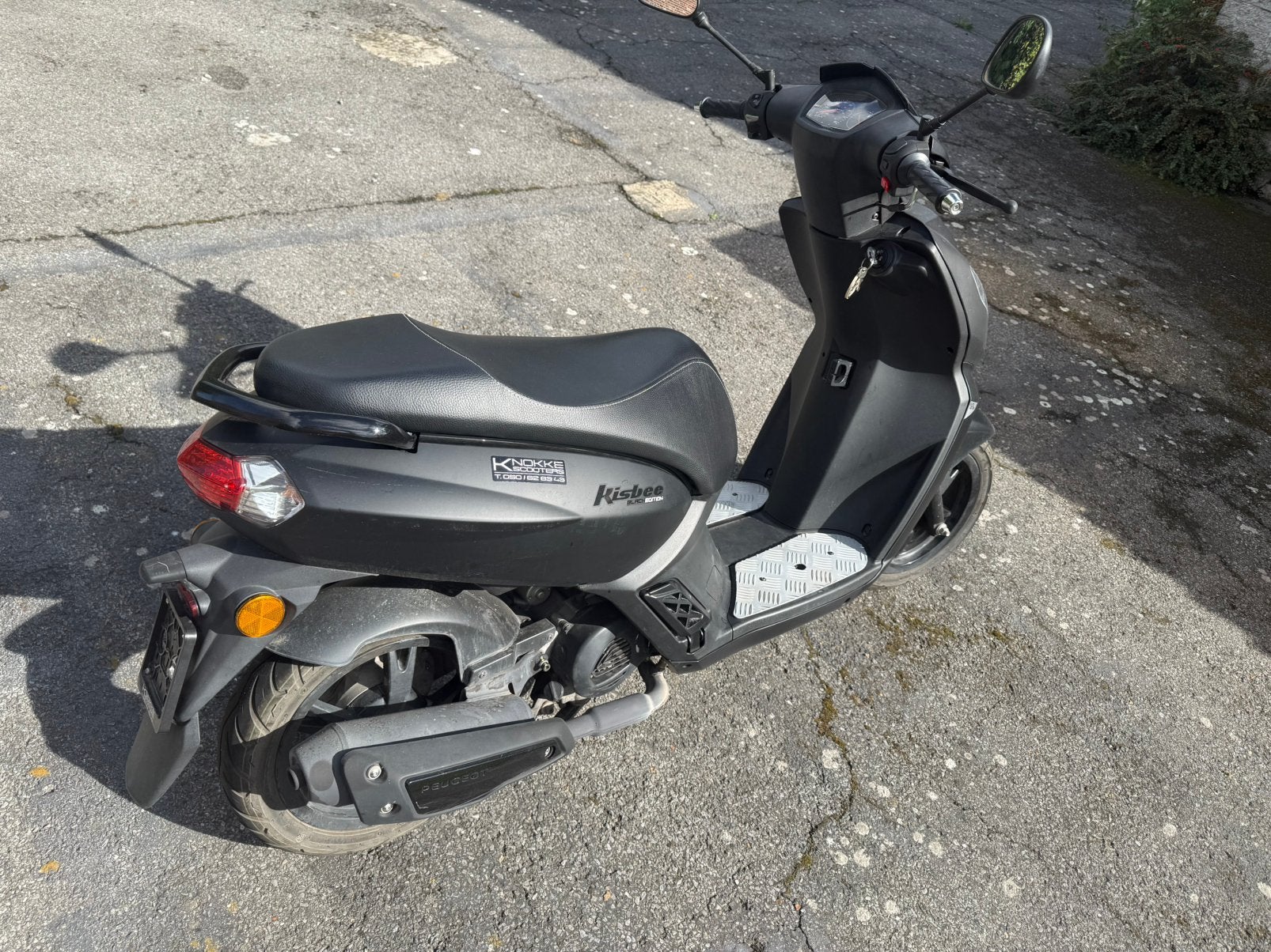 Trottinette en parfait état, édition noire !, Enlèvement, Comme neuf