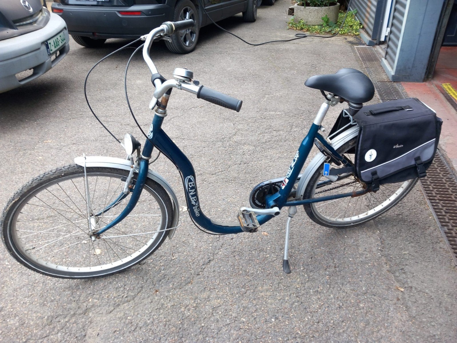 Damesfiets met lage opstap, Enlèvement