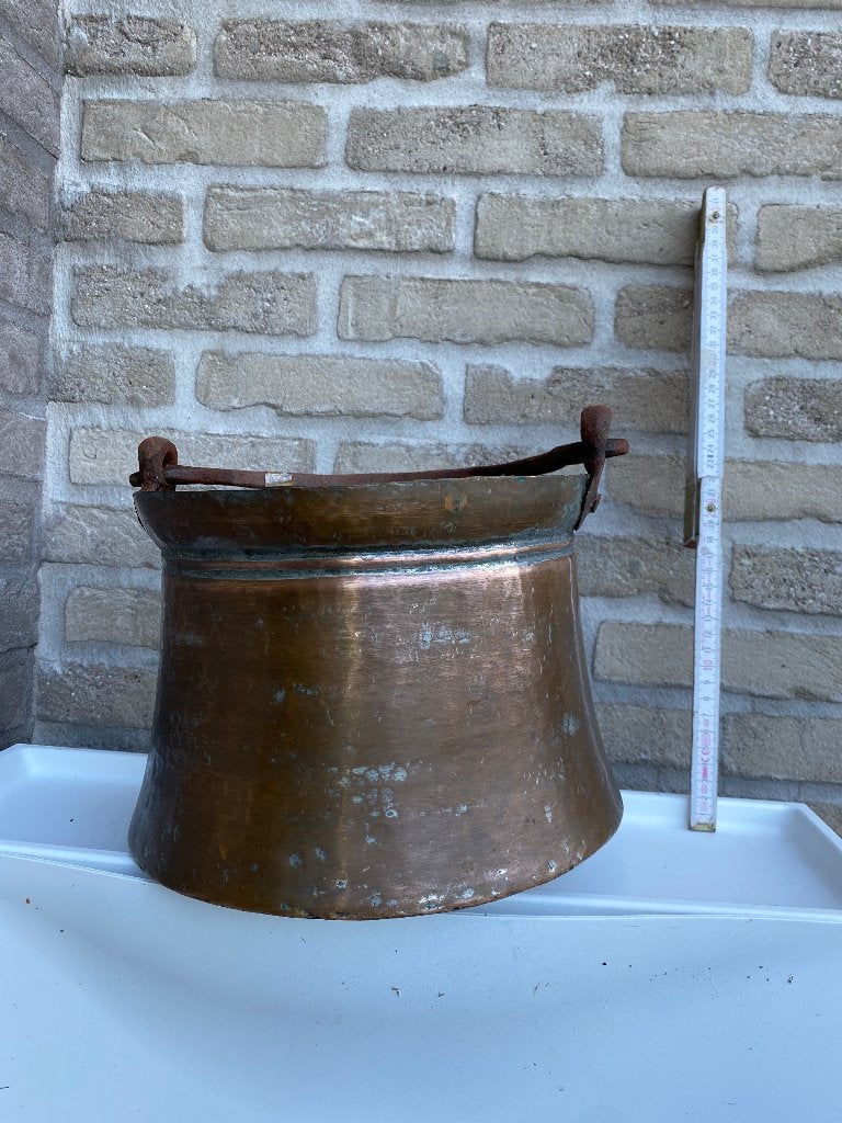 Koperen potten, Ophalen