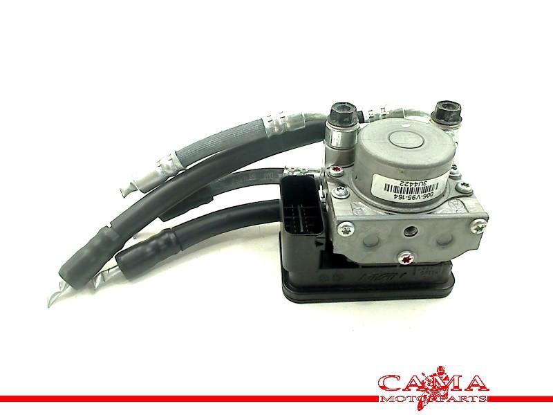 ABS POMP Kawasaki Z 900 2017-2019 (Z900 ZR900) (006v95164), Motoren, Dhr. S. di Majo, Gebruikt, Info@cama-motorparts.nl, P.J. Troelstraweg 8 8
3144 CX  MAASSLUIS, NL