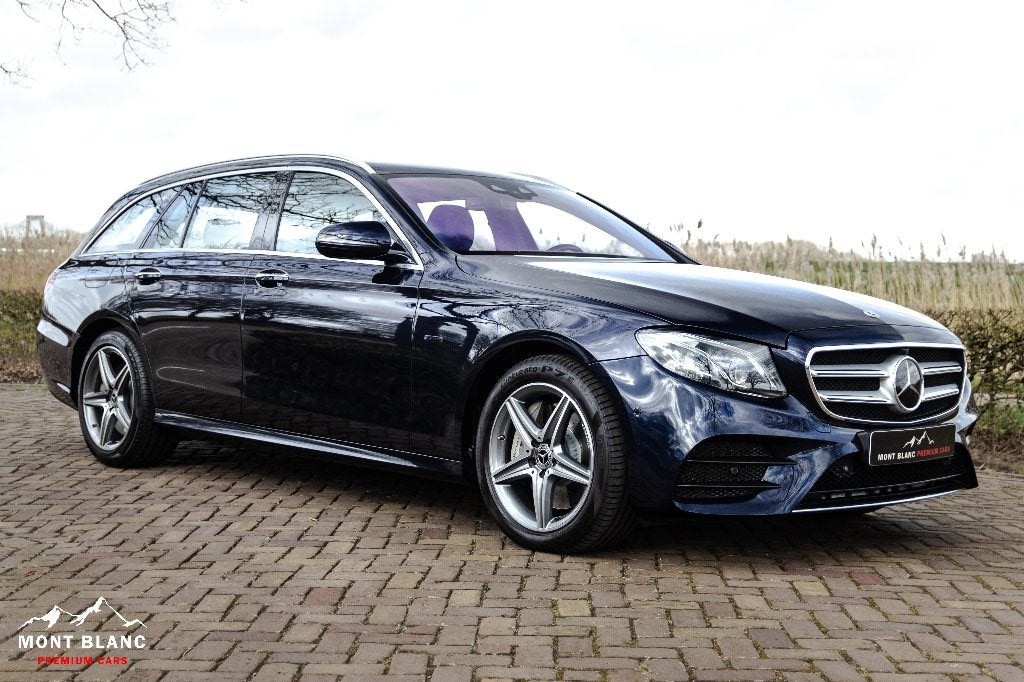 Mercedes-Benz E-klasse Estate 300 de|AMG-Line|ACC|Burm.|HUD|, Auto's, Automaat, Achterwielaandrijving, 4 cilinders, Blauw