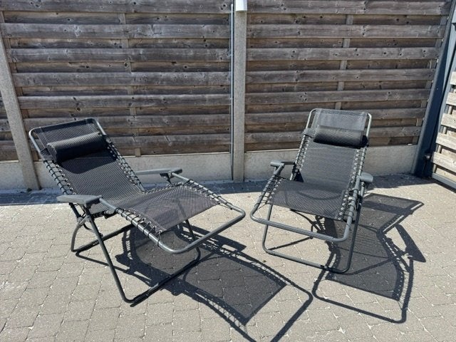 2 zwarte ligstoelen, Ophalen, Gebruikt, Inklapbaar