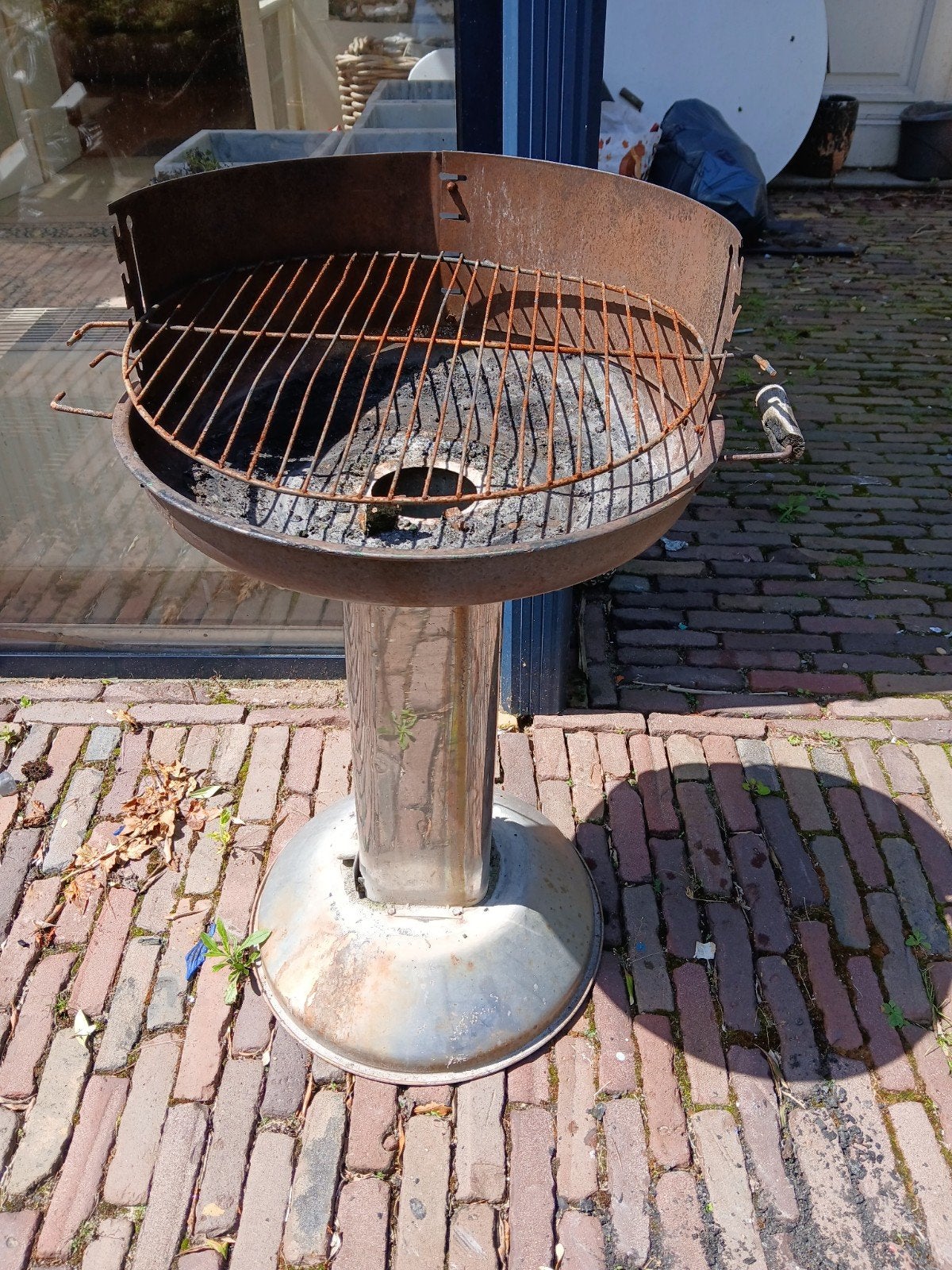 Barbecue charbon de bois