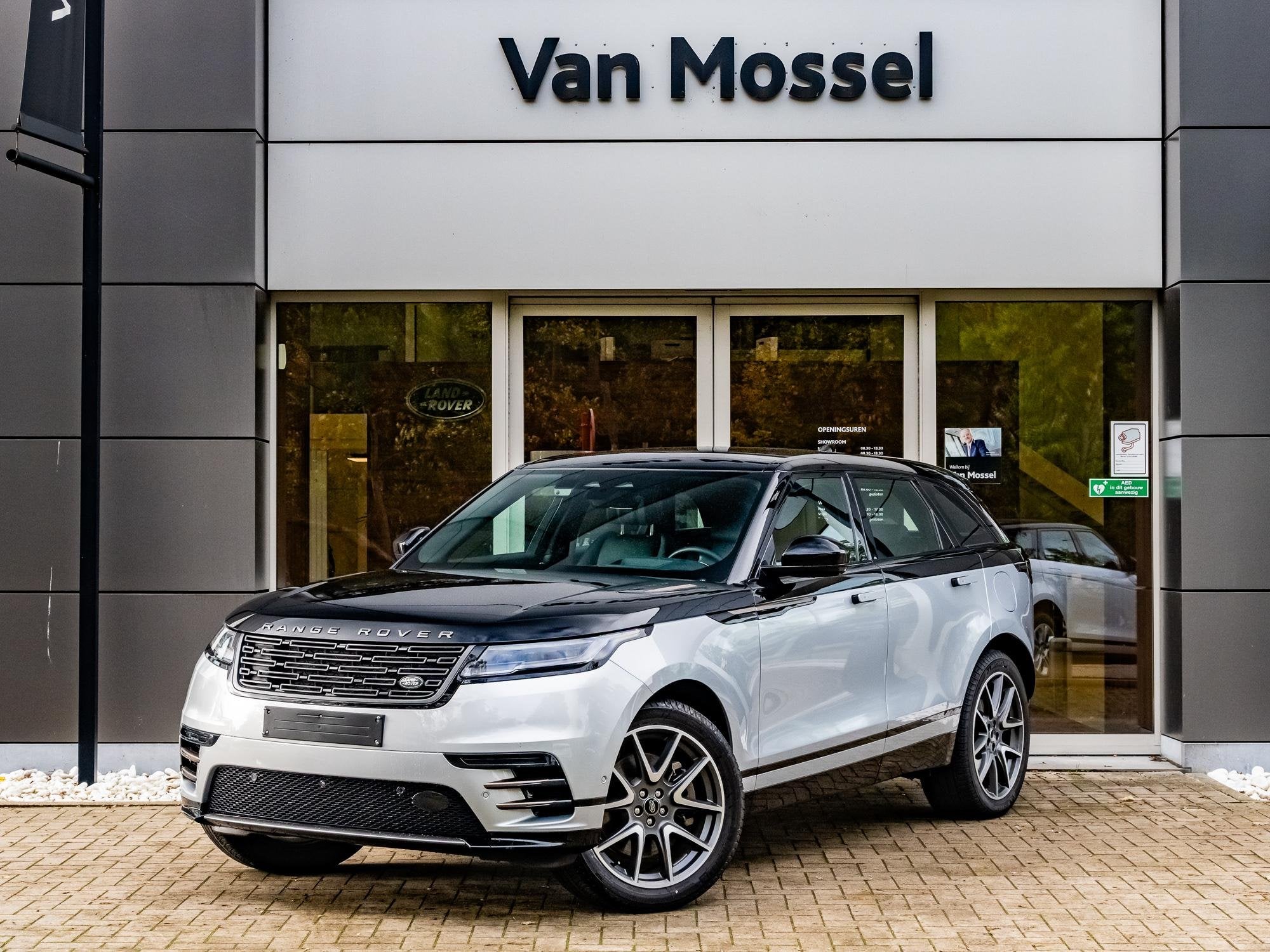 Land Rover Range Rover Velar P400e Dynamic HSE AWD Auto. 24M, Auto's, Automaat, 4 cilinders, 2000 kg, Bedrijf