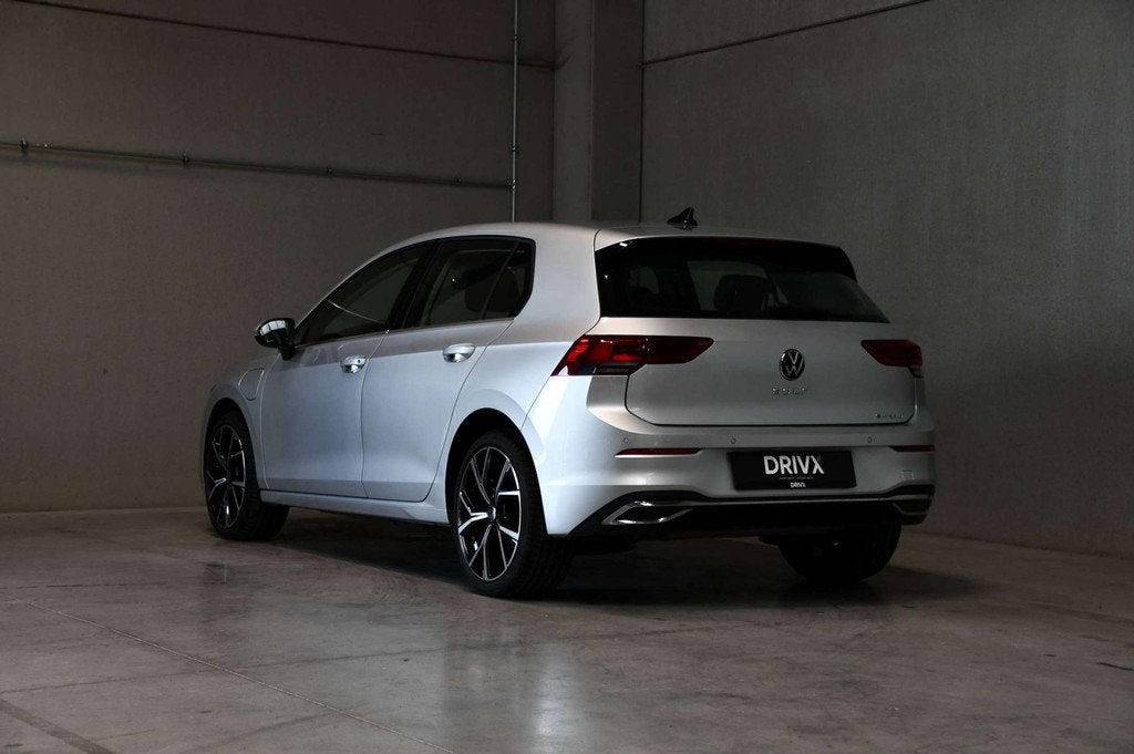 Volkswagen Golf Golf - PHEV - Camera - Carplay - Adaptive Cr, Stof, Gebruikt, 4 cilinders, 2020 kg