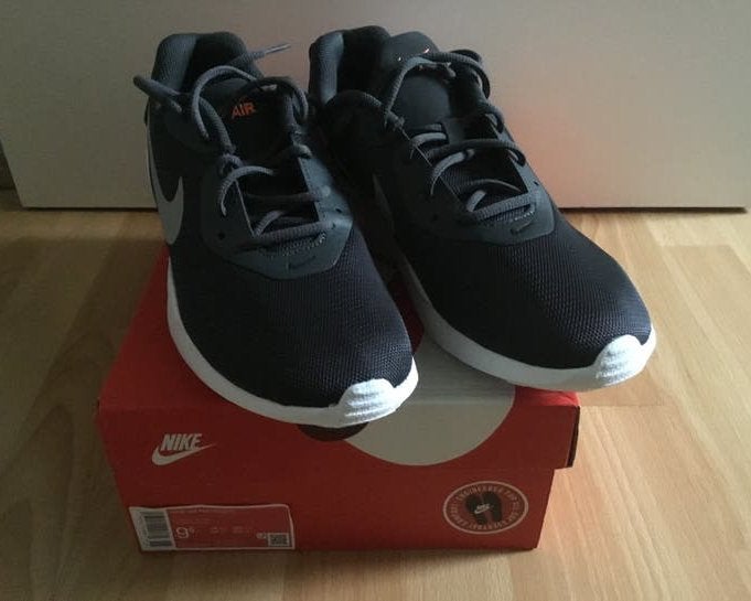 Nike schoenen maat 43 - nieuw, Nieuw, Ophalen of Verzenden, Hardlopen, Hardloopschoenen