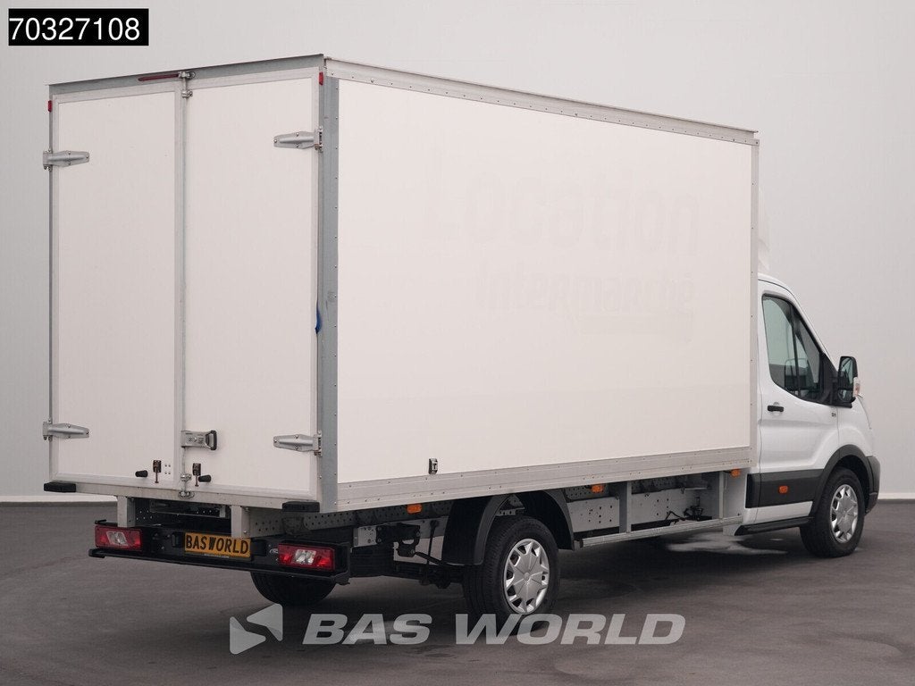 Ford Transit 130pk Bakwagen Achterdeuren Navi Airco Cruise E, Auto's, Bestelwagens en Lichte vracht, Stof, Euro 6, 4 cilinders