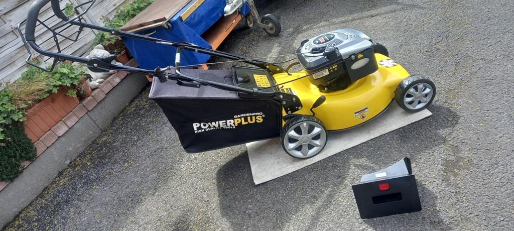 !!! 6PK !!! 51CM  POWERPLUS MULCHER ZELFTR BENZ GRASMAAIER, Enlèvement