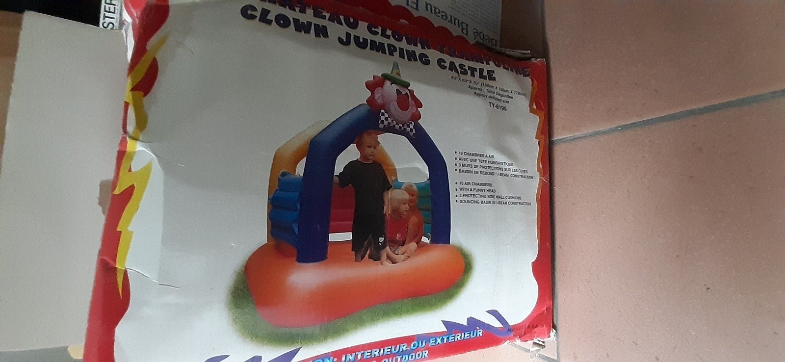 château gonflable 1,5 m x 1,5 m x 1,75 m, Enfants & Bébés, Enlèvement, Comme neuf