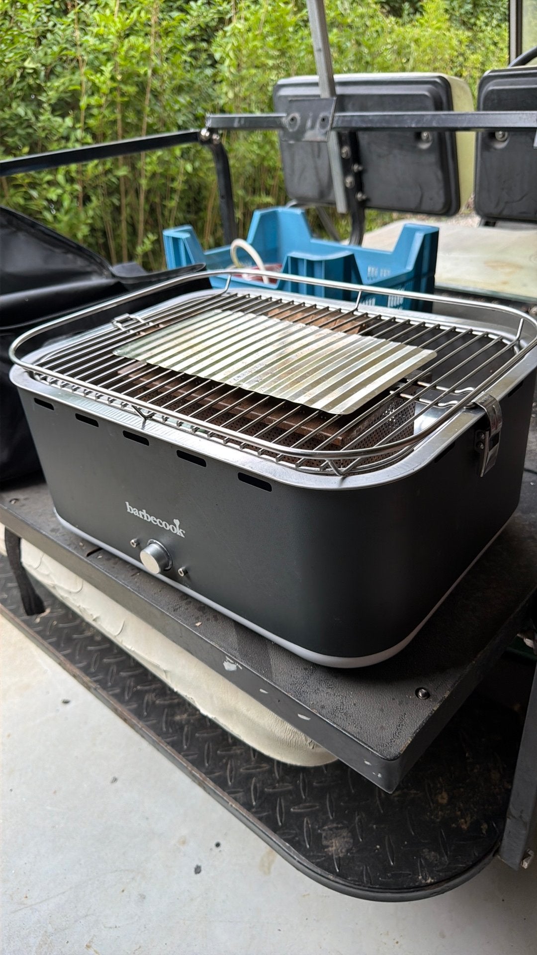 Barbecook draagbare bbq met ventilator, Tuin en Terras, Houtskoolbarbecues, Ophalen, Zo goed als nieuw