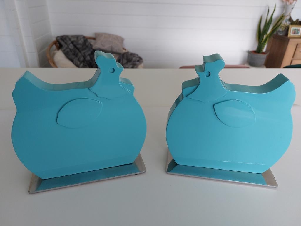 2 decoratieve kippen, Ophalen, Zo goed als nieuw