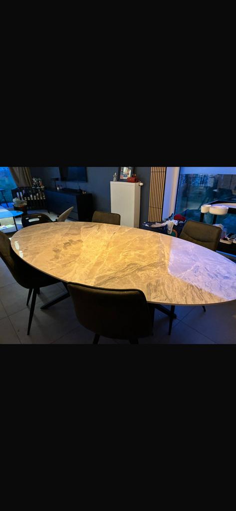Lange marmeren tafel speciaal design, Enlèvement, Table