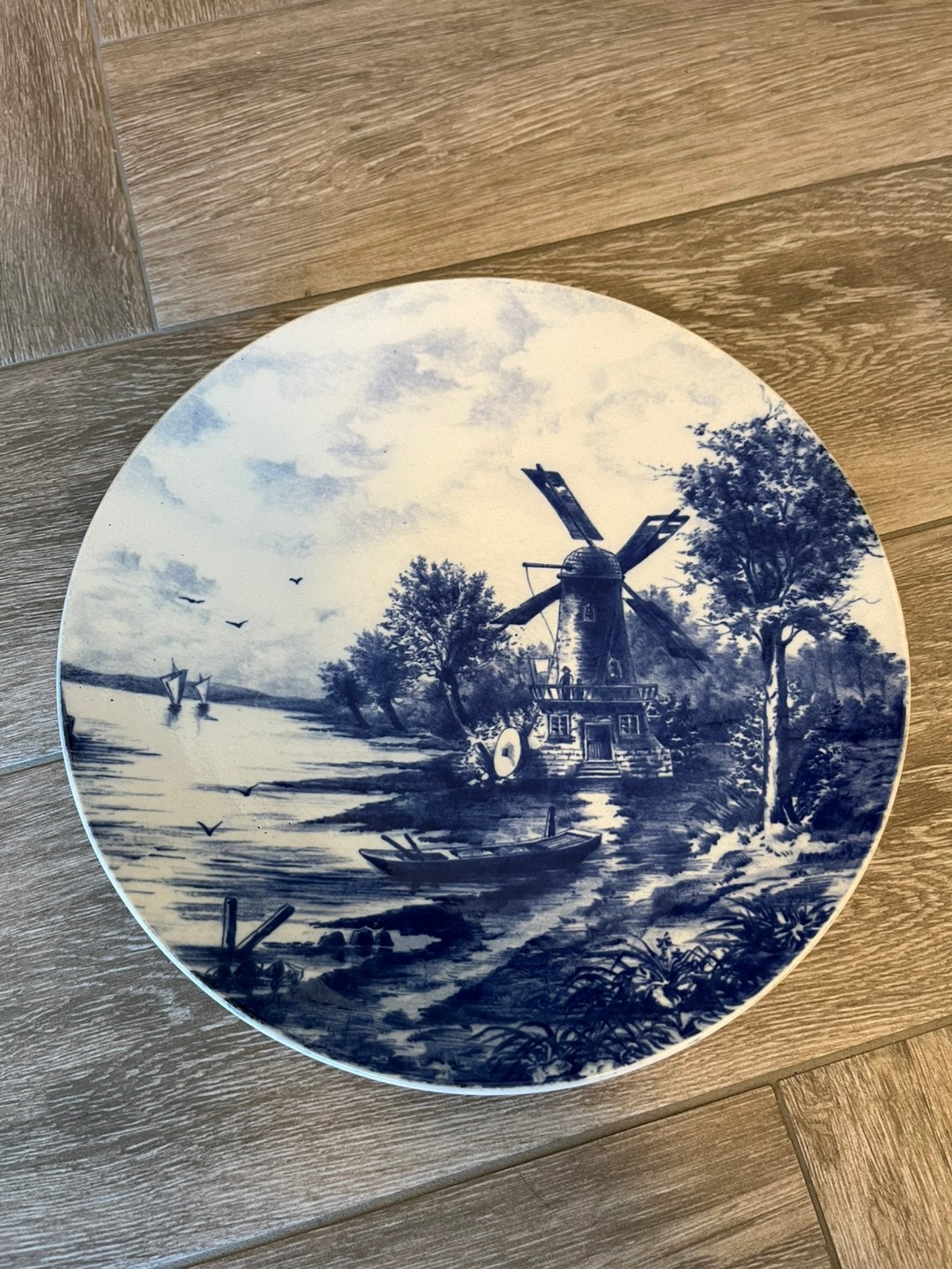 Blauw-wit wandbord met molen en water - Villeroy & Boch, Antiek en Kunst, Ophalen of Verzenden