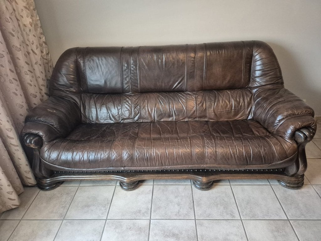 3 à 2 places en cuir, Moins de 150 cm, Banc droit, Enlèvement, Utilisé