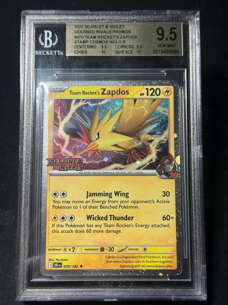Zapdos DRI 070 Destined Rivals Stamped BGS 9.5, Ophalen of Verzenden, Nieuw, Losse kaart