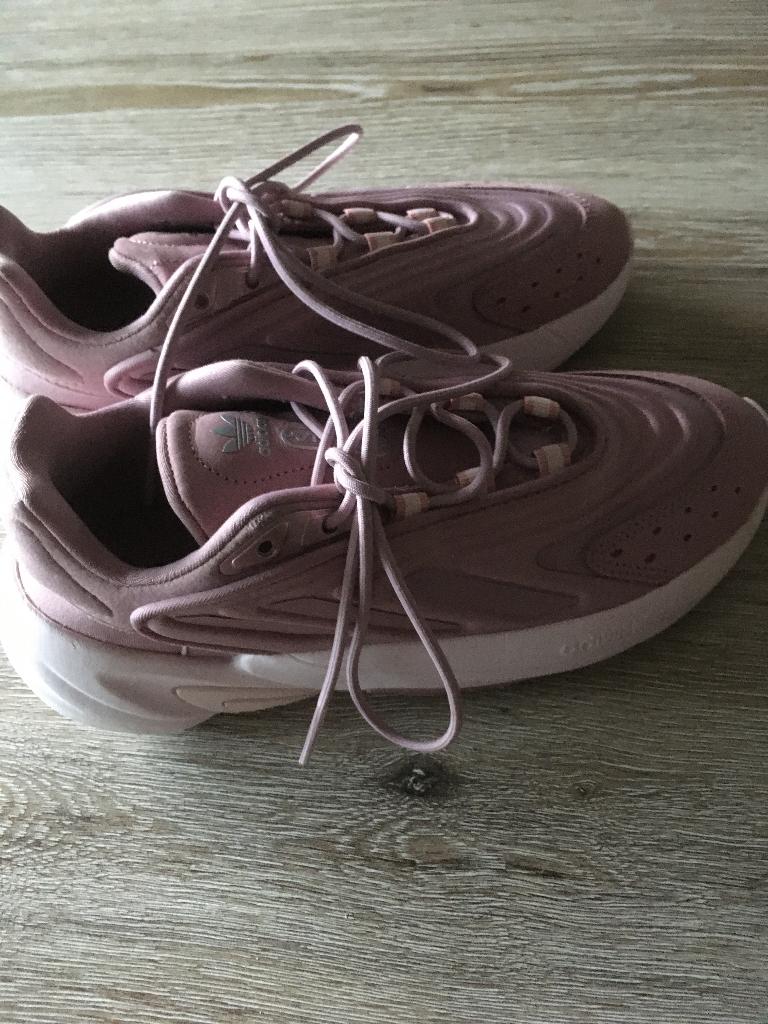 1x gedragen oud-roze sneakers ADIDAS, Adidas, Ophalen of Verzenden, Zo goed als nieuw, Sneakers